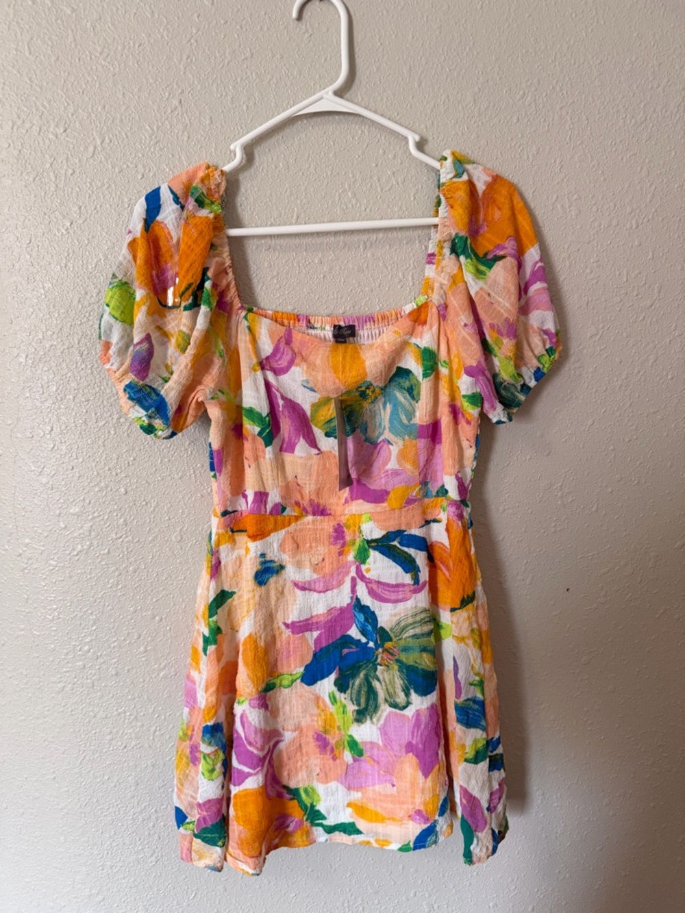 Lily Rose Peach Floral Puff-Sleeve Mini Dress